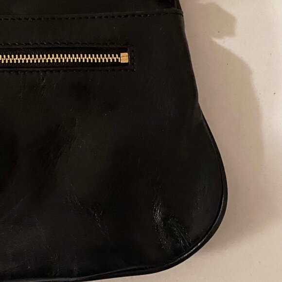 Tory Burch Black Logo Clutch Bag - Picture 8 of 9